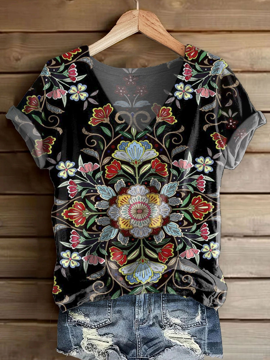 Women's National Totem Flower Art Print V-neck Casual T-Shirt