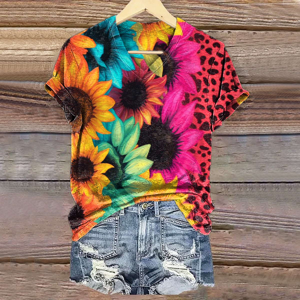 Women's Hippie Floral Art Print V-neck Casual T-Shirt