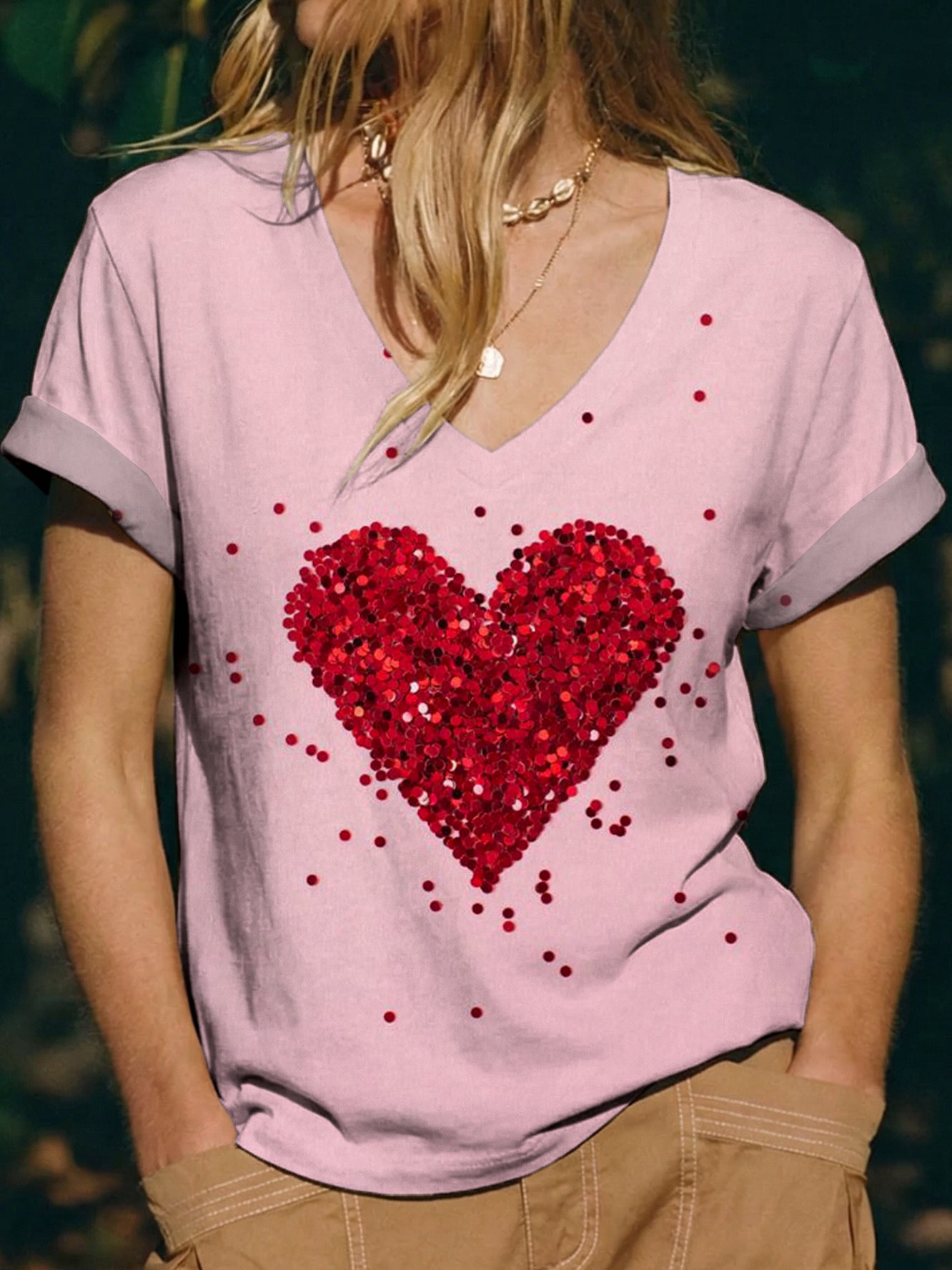 Women's Vintage Valentine's Day Pink Love Heart Art Print Casual V-neck Short Sleeve Cotton T-shirt