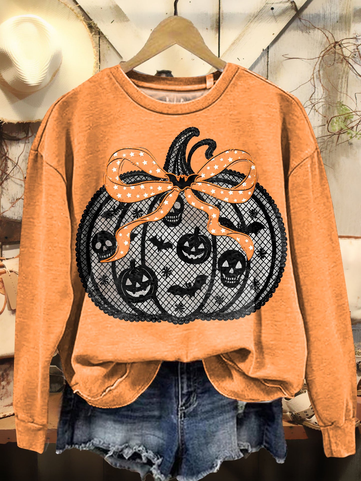 Vintage Halloween Pumpkins Butterfly Festival Lace Print Sweashirt