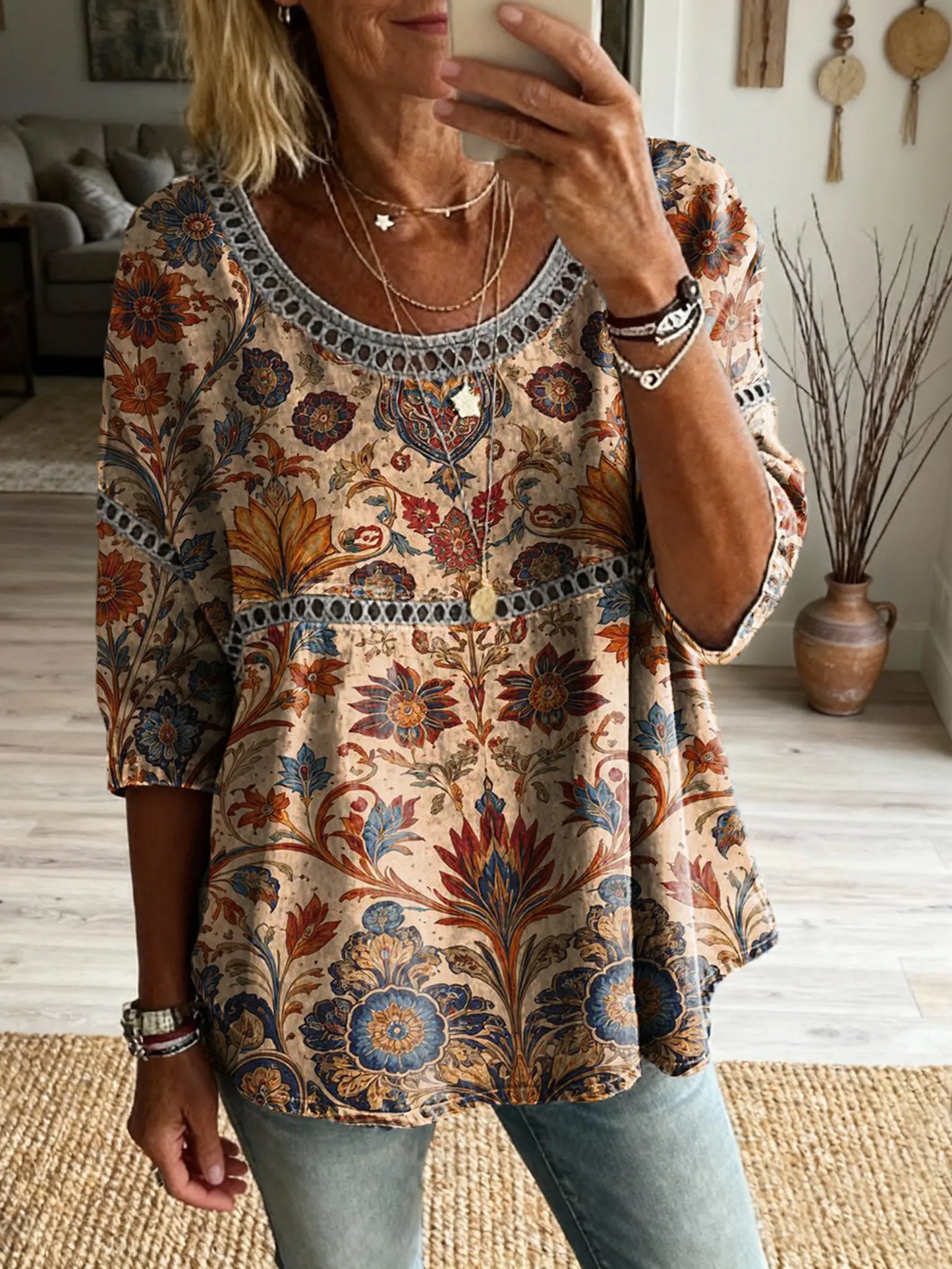 Ethnicity Retro Totem Flowers Women's Art Print Casual Round Neck Cutout Top