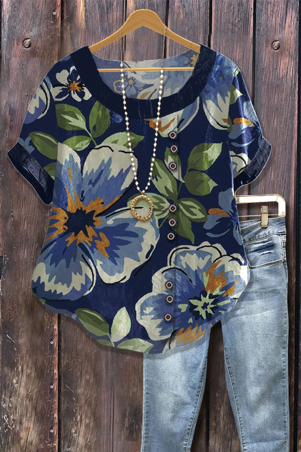 Retro Floral Print Button Detailed Top