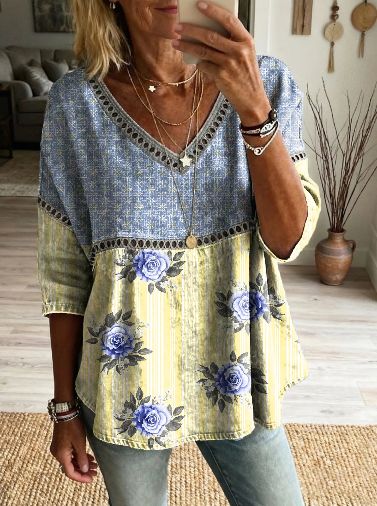 Women's Floral Pattern Art Print Casual V-neck Lace-up Top