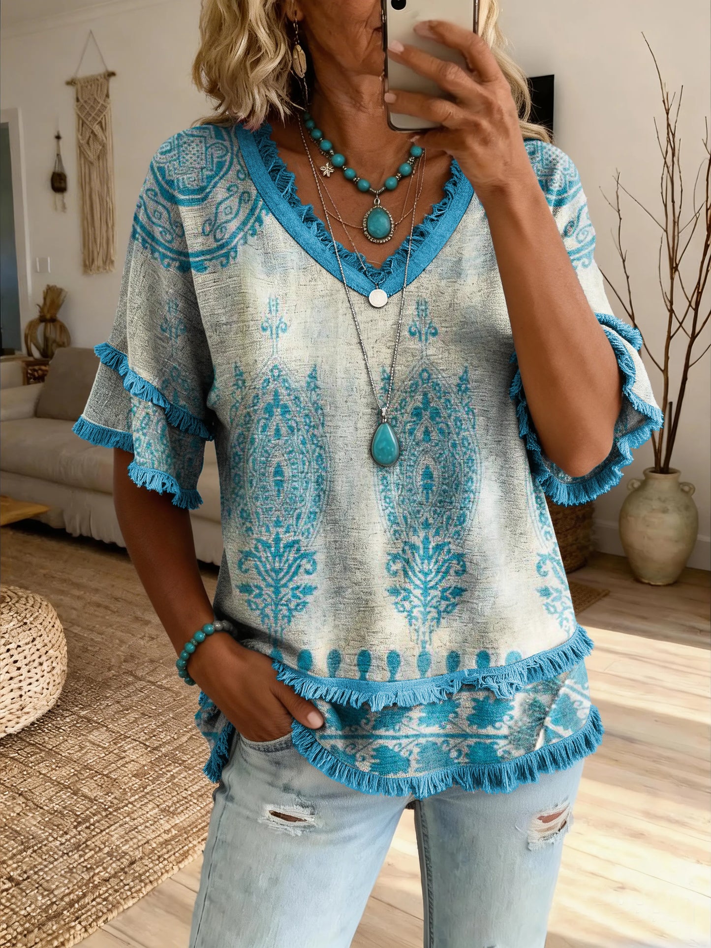 Women's Retro Ethnic Floral Art Print Casual V-Neck T-Shirt