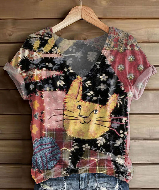Women's Cute Cat Floral Patchwork Art Print V-neck Casual T-Shirt