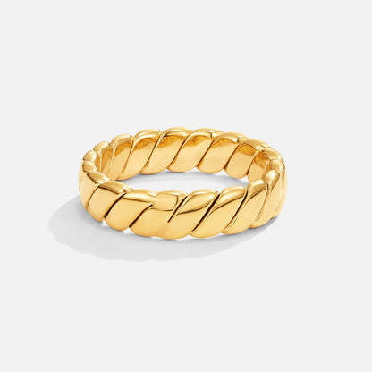 Calira Twisted Infinity Ring