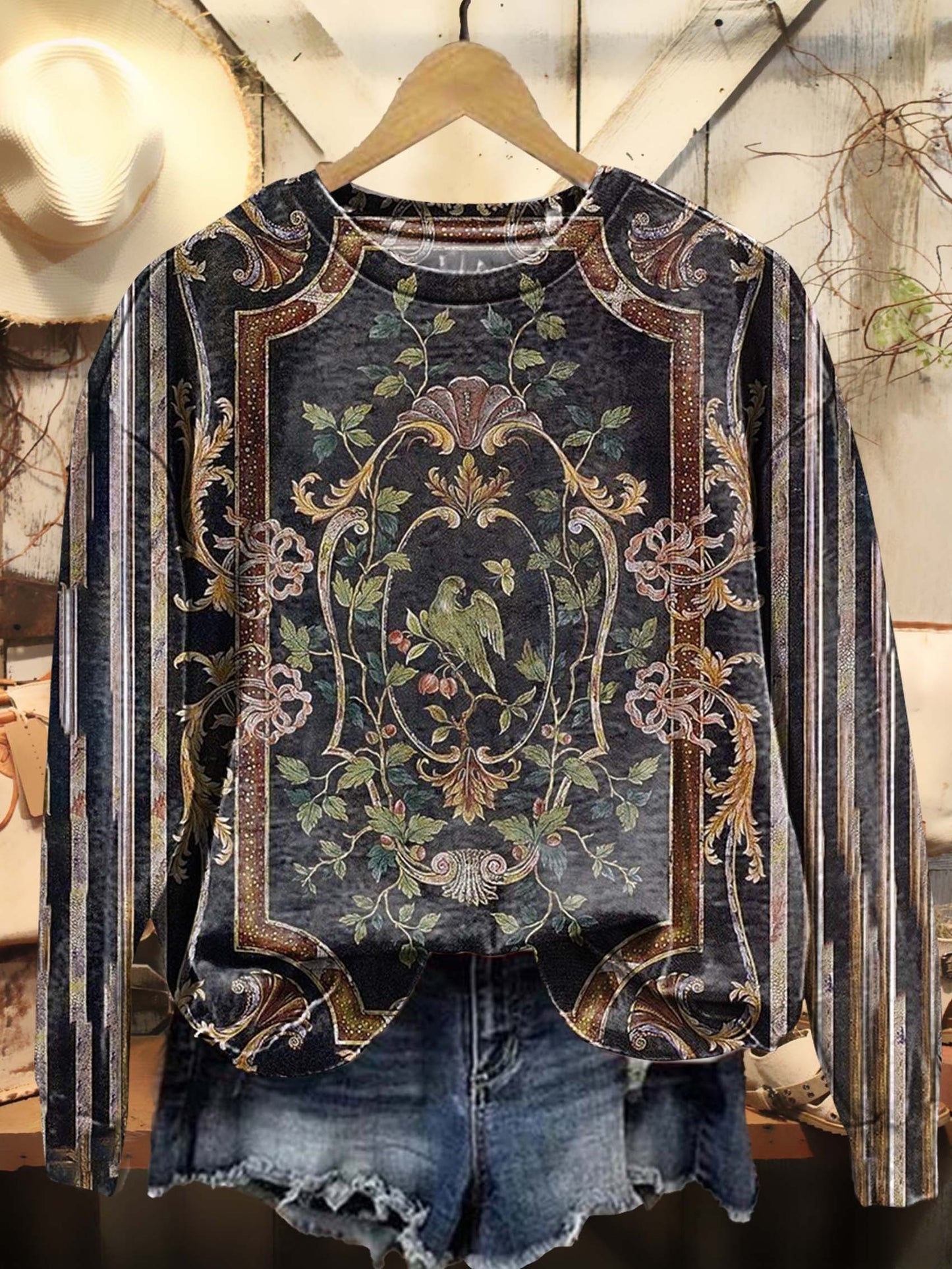Vintage Ethnic Tattoo Pattern Art Print Casual Tee