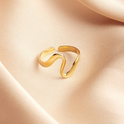 Gold Wave Ring