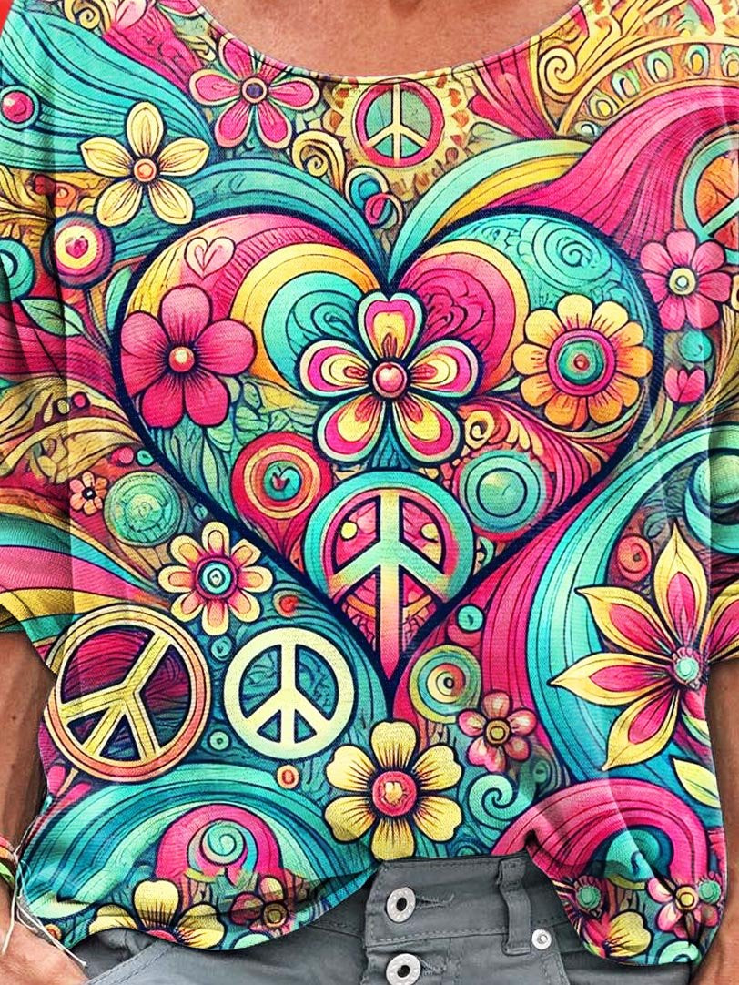 Women's Peace And Love Flower Pattern Art Print T-shirt