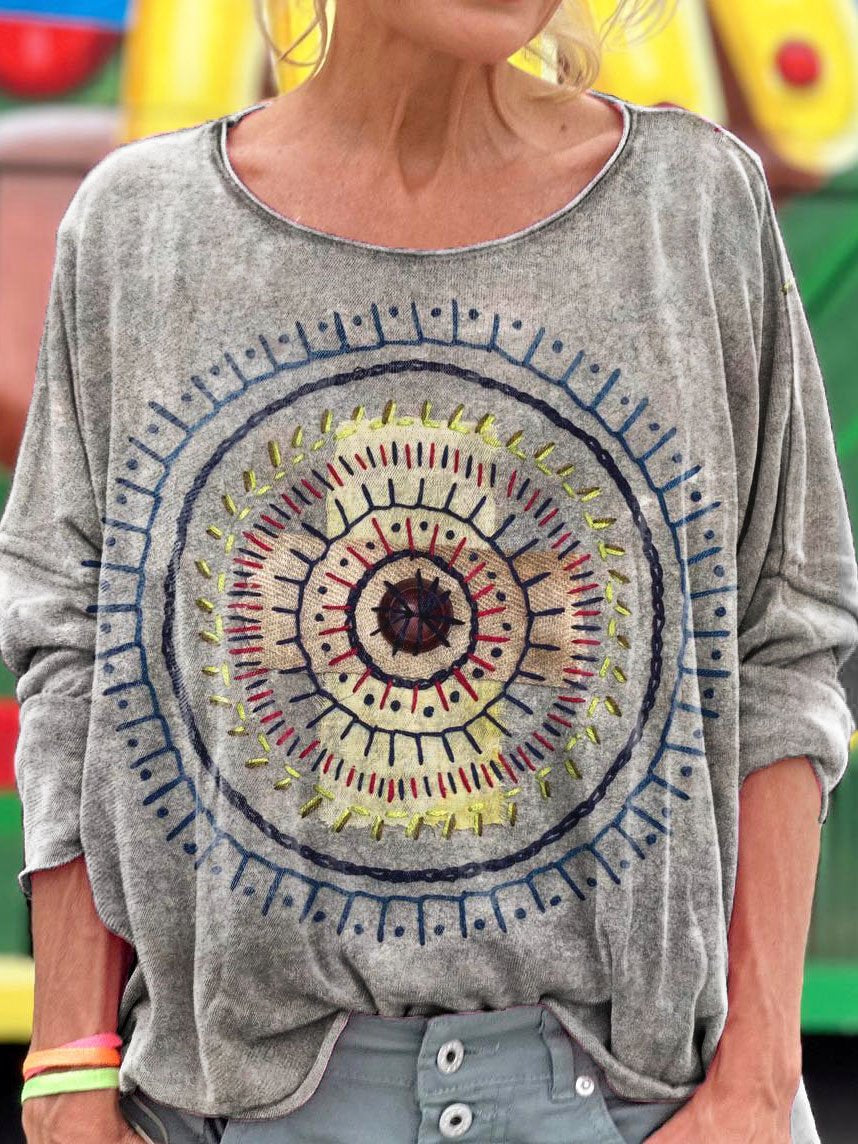 Vintage Embroidered Floral Totem Art Print Casual Long Sleeve T-shirt