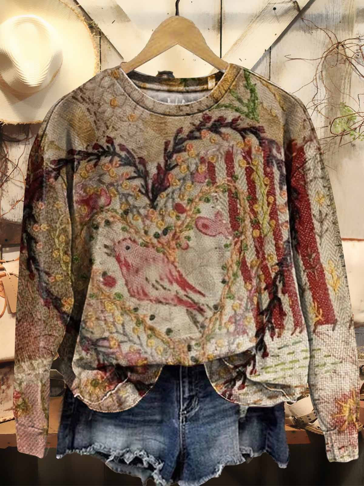 Women's Retro Heart Shaped Bird Patchwork Art Print Casual Sweatshirt