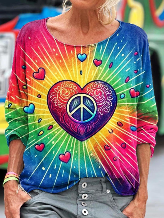 Women's Peace And Love Rainbow Heart Pattern Art Print T-shirt