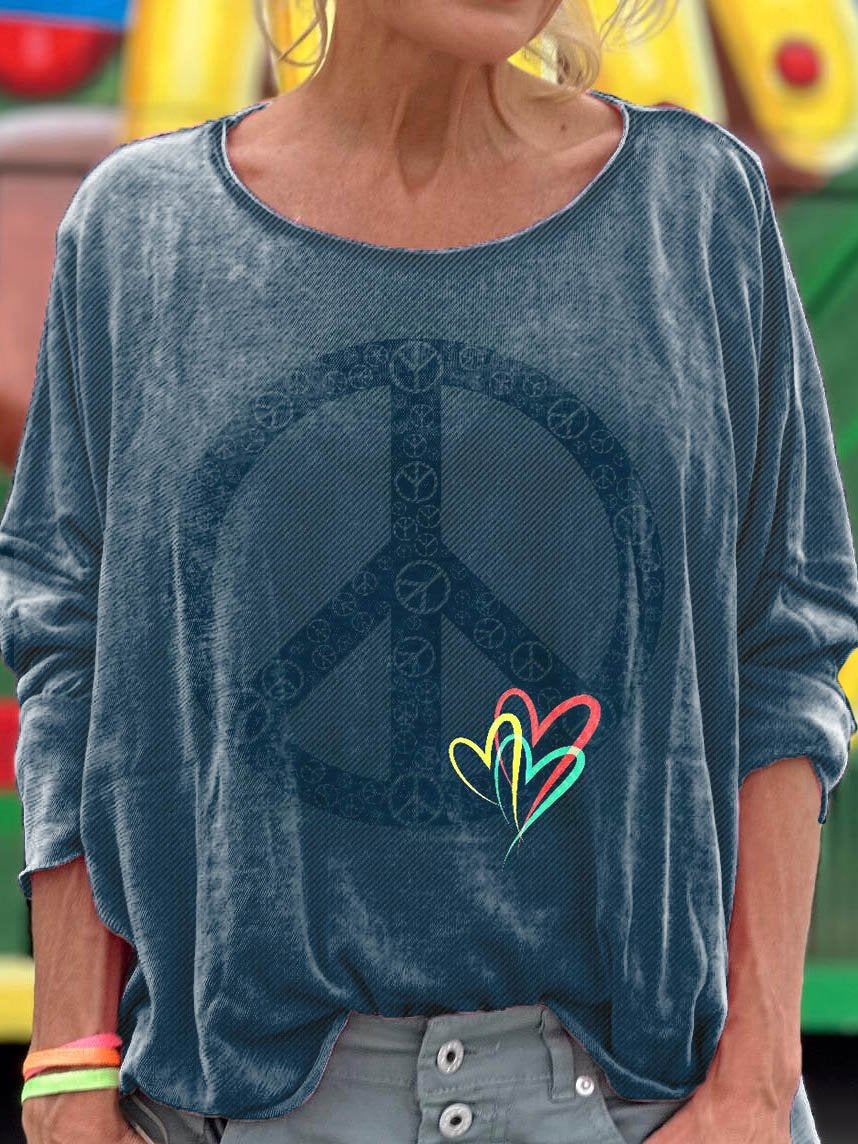 Women's Peace And Love Pattern Art Print T-shirt