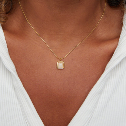 Riva Moonstone Pendant Necklace